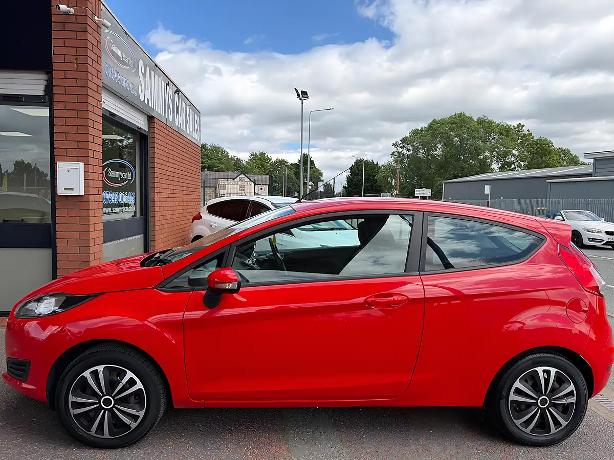 Used 2013 Ford Fiesta Style Red - Interior and Exterior details 8