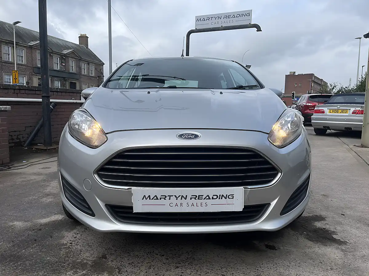 Used 2013 Ford Fiesta Style Silver - Interior and Exterior details 3