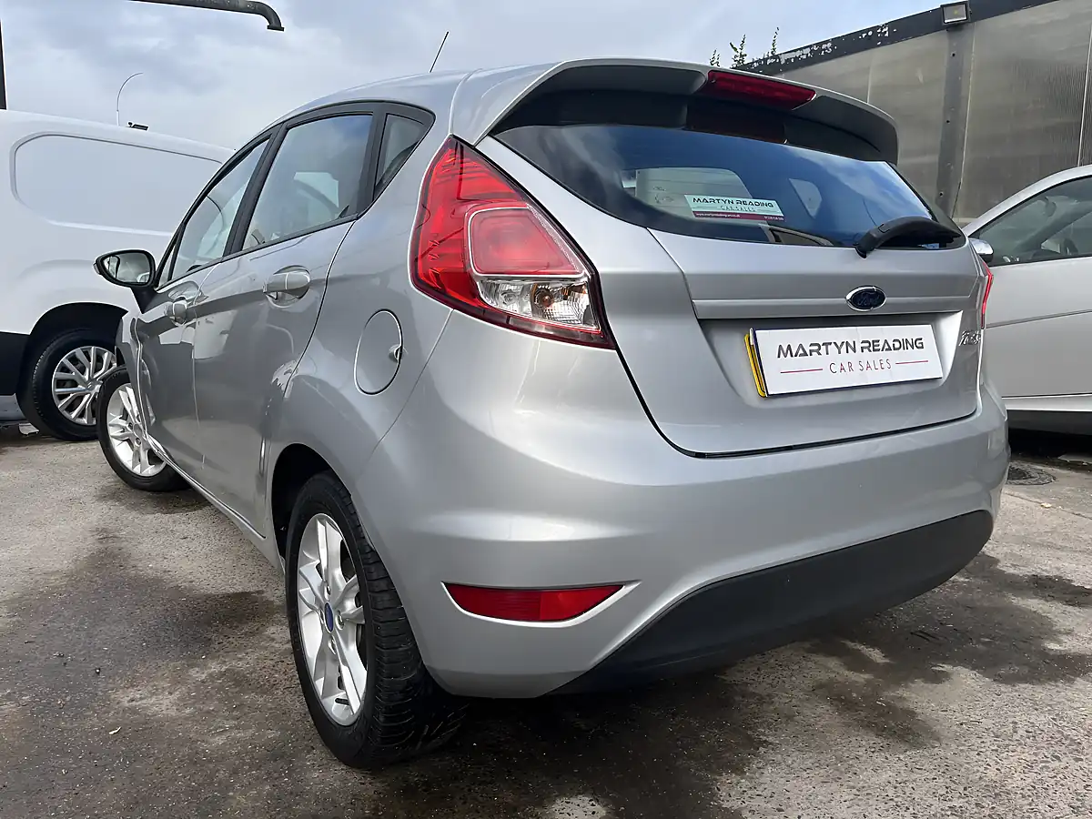 Used 2013 Ford Fiesta Style Silver - Interior and Exterior details 5