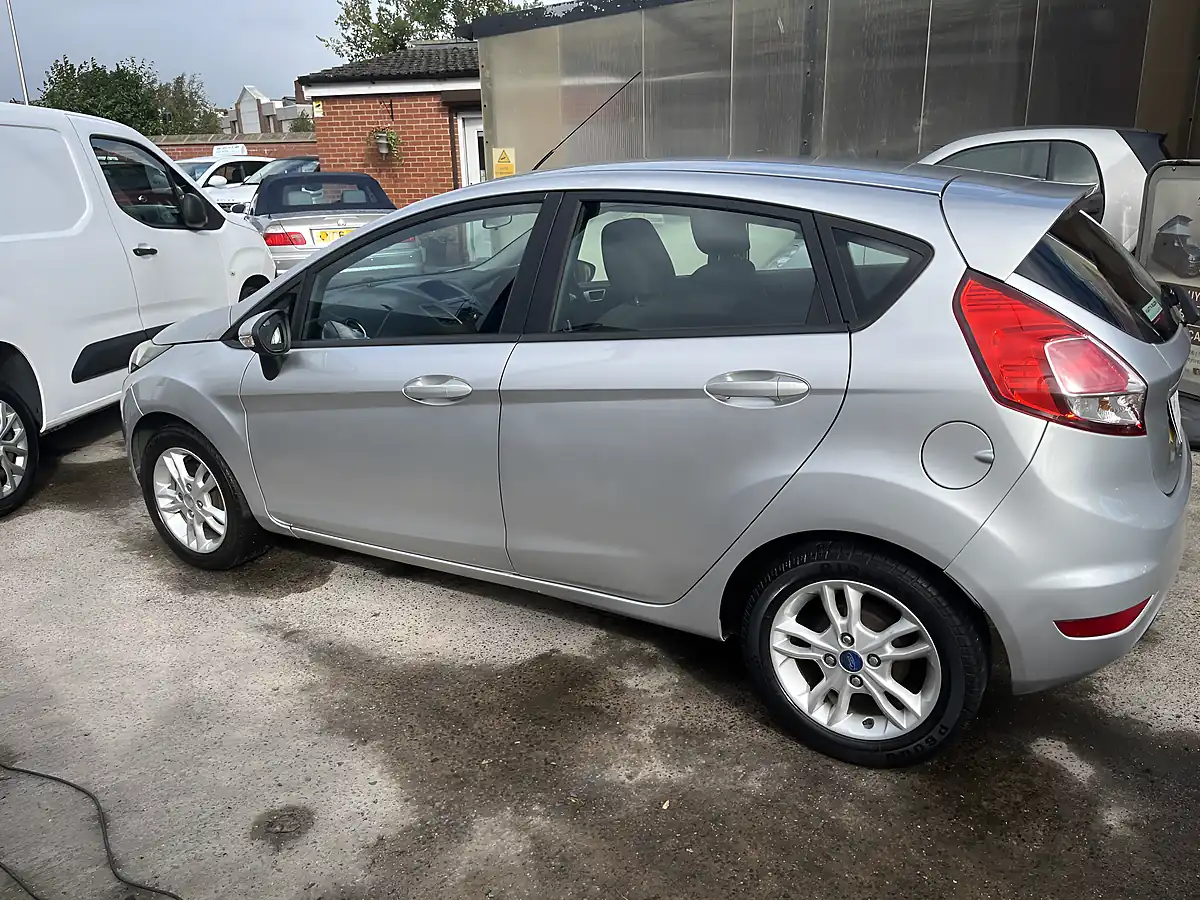 Used 2013 Ford Fiesta Style Silver - Interior and Exterior details 6