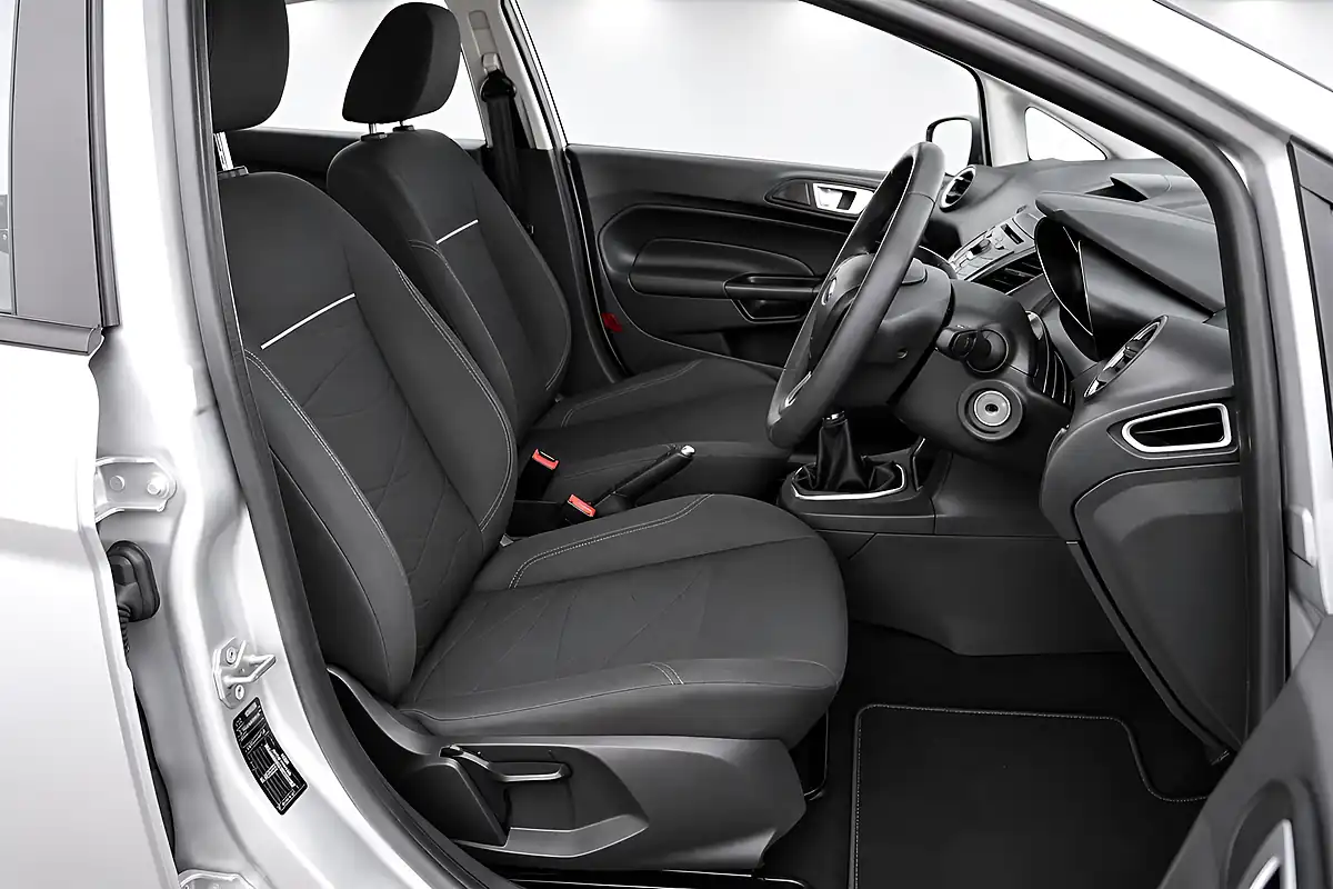 Used 2013 Ford Fiesta Style Silver - Interior and Exterior details 13