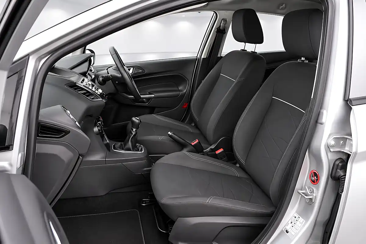 Used 2013 Ford Fiesta Style Silver - Interior and Exterior details 14