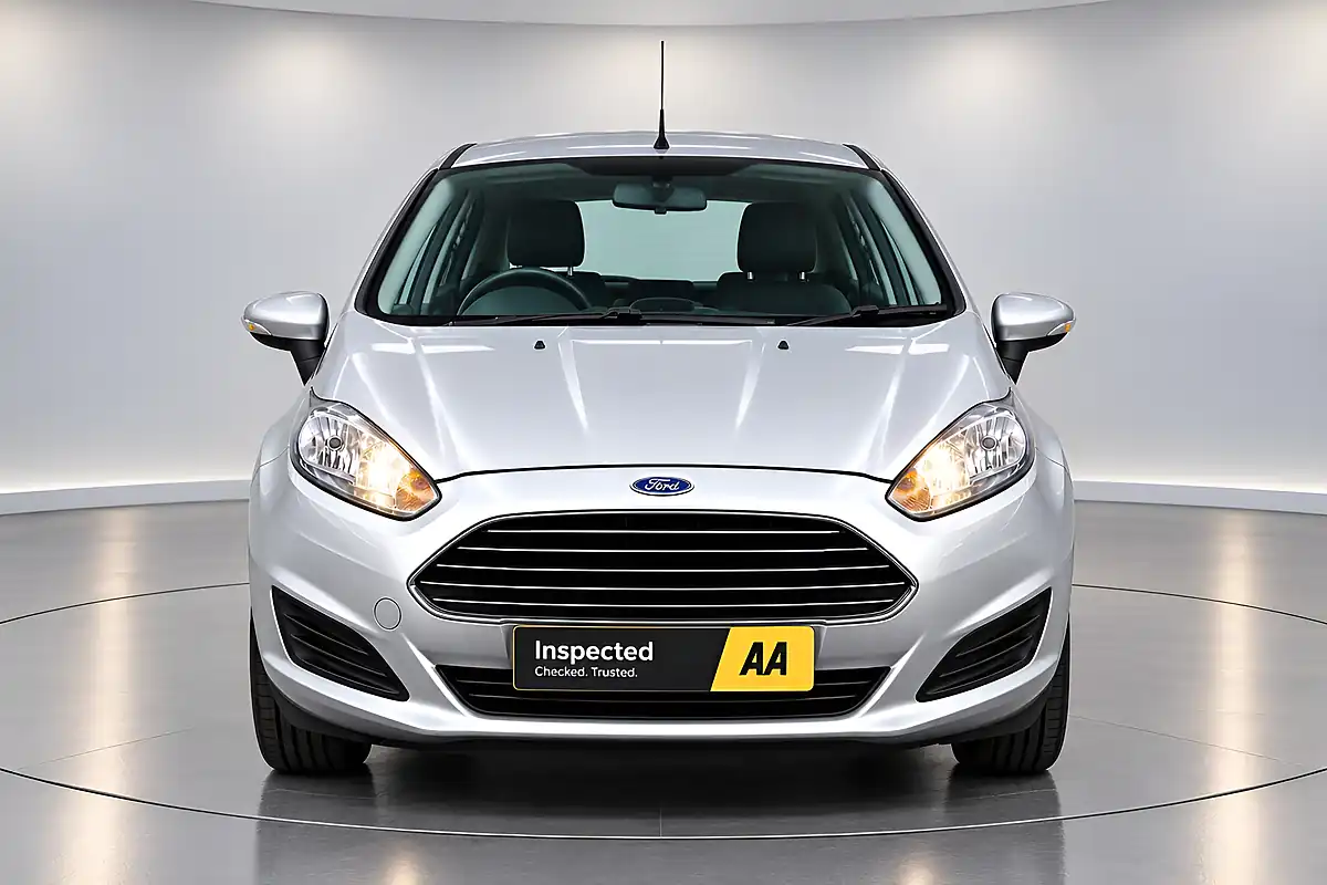 Used 2013 Ford Fiesta Style Silver - Interior and Exterior details 2