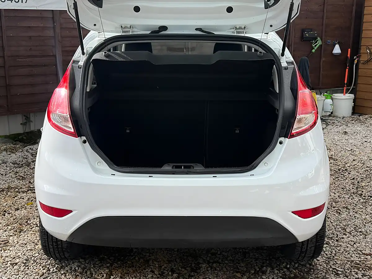 Used 2013 Ford Fiesta Style White - Interior and Exterior details 16