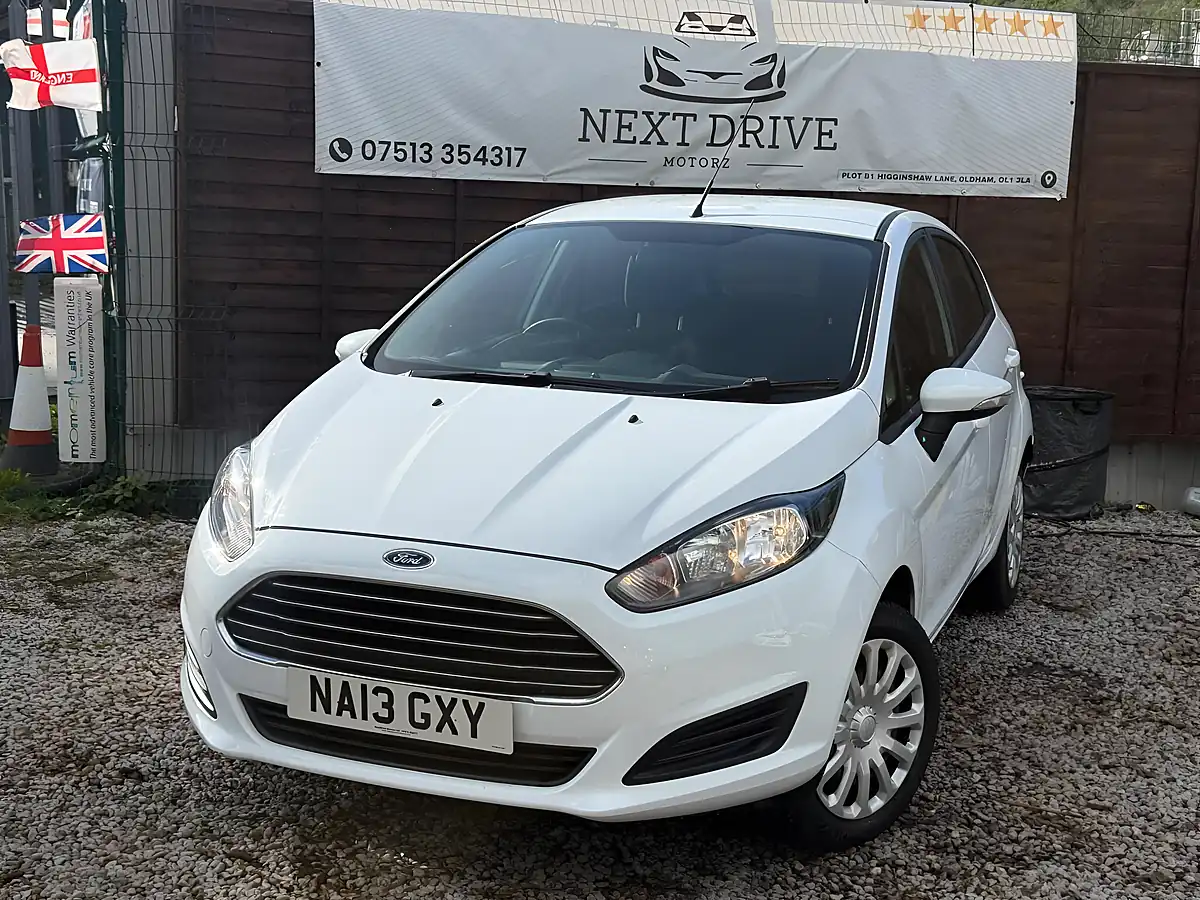 Used 2013 Ford Fiesta Style White - Interior and Exterior details 8