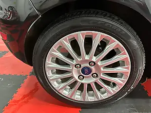 Used 2013 Ford Fiesta Titanium Black - Interior and Exterior details 11