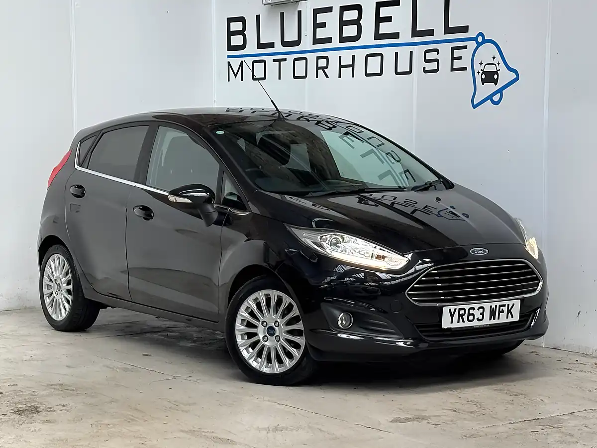 Used 2013 Ford Fiesta Titanium Black - Front View