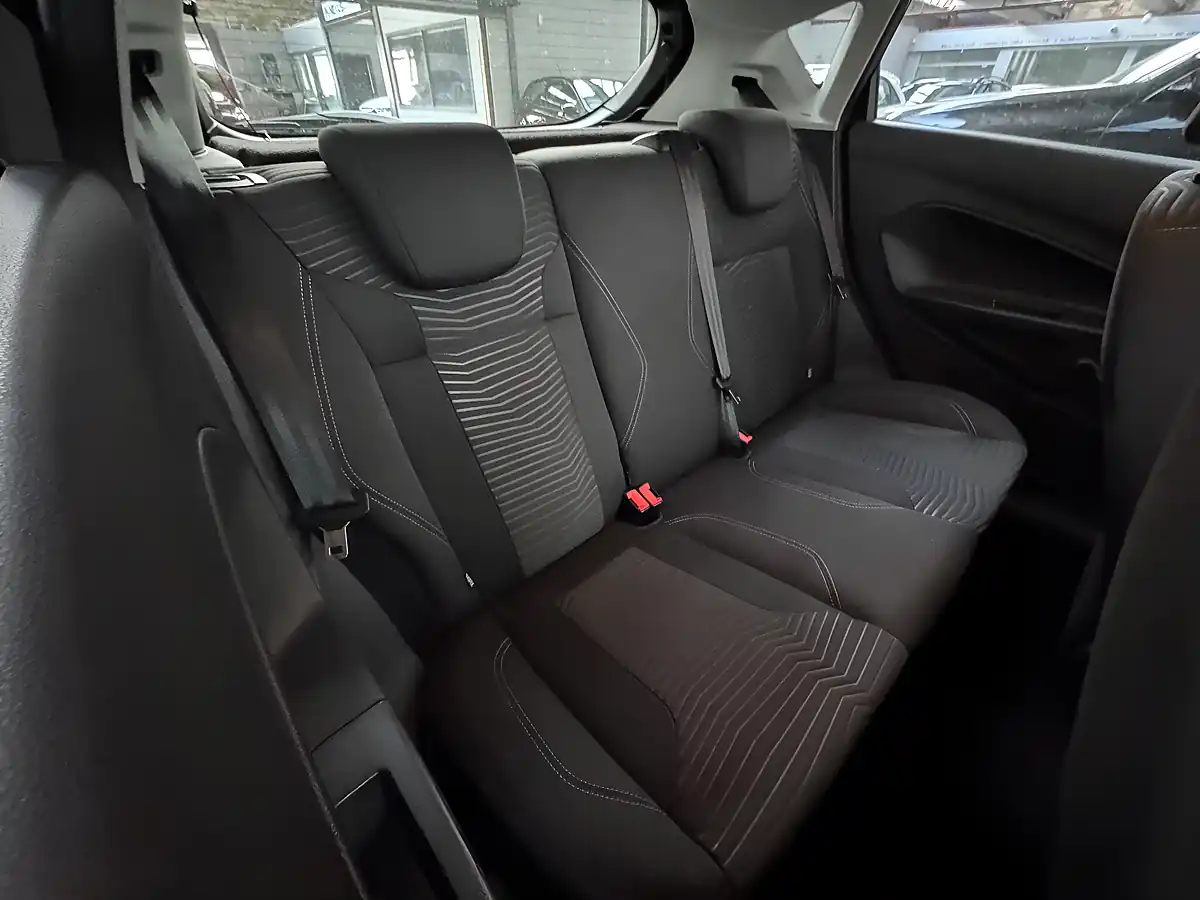Used 2013 Ford Fiesta Titanium Black - Interior and Exterior details 11