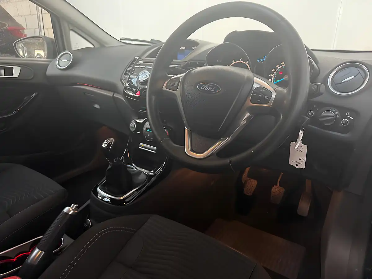 Used 2013 Ford Fiesta Titanium Black - Interior and Exterior details 3