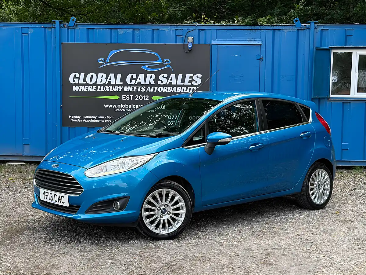 Used 2013 Ford Fiesta Titanium Blue - Interior and Exterior details 9