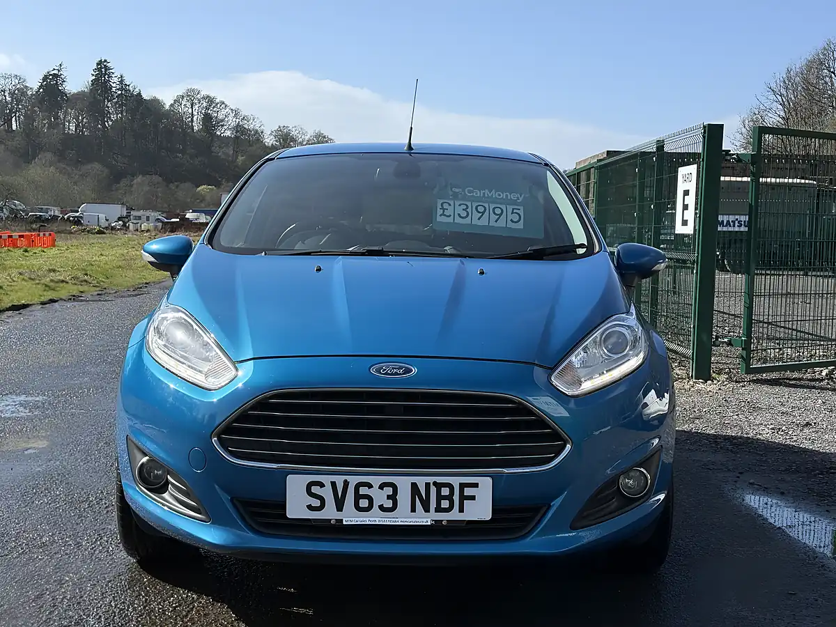Used 2013 Ford Fiesta Titanium Blue - Interior and Exterior details 2