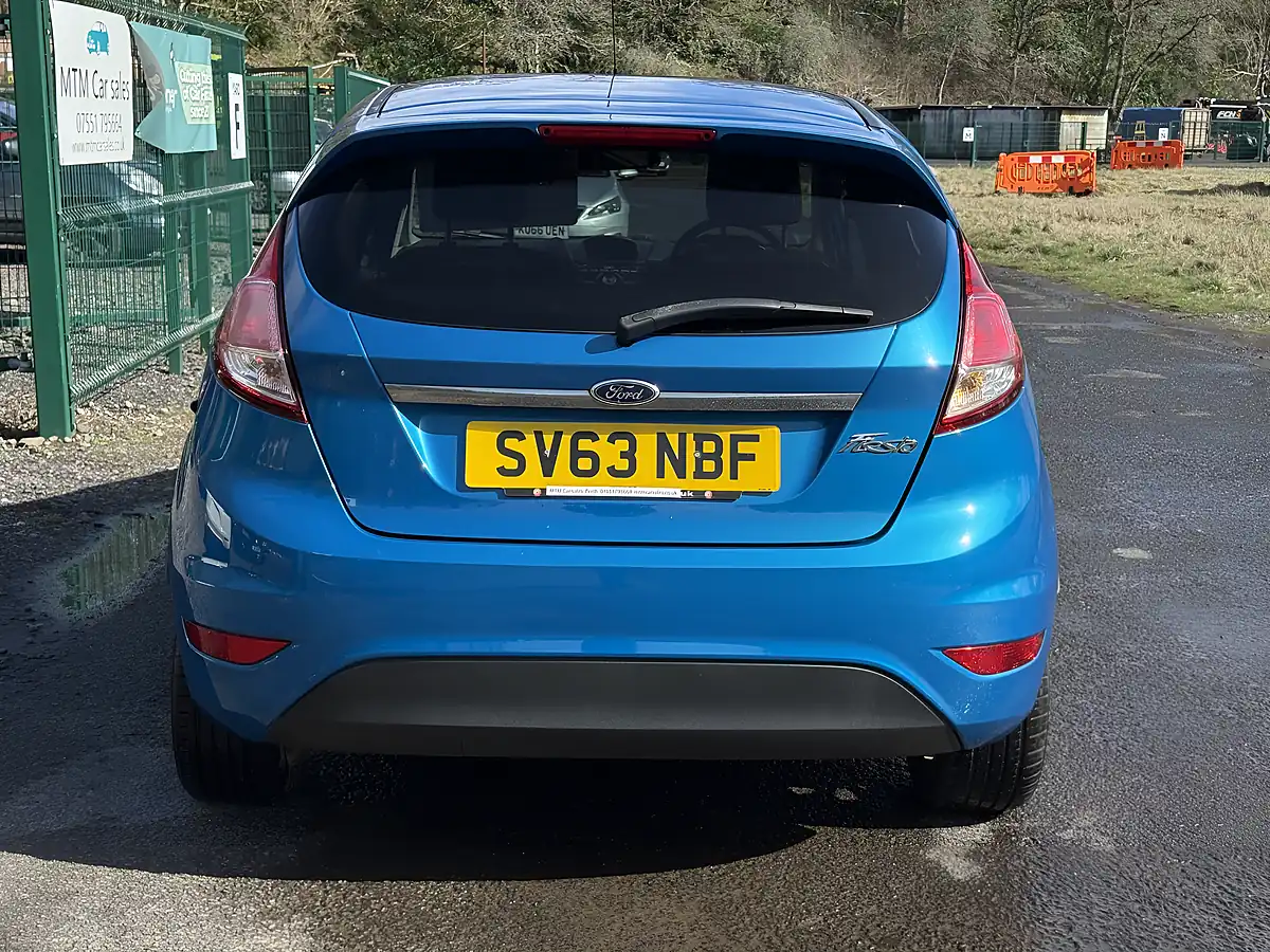 Used 2013 Ford Fiesta Titanium Blue - Interior and Exterior details 7
