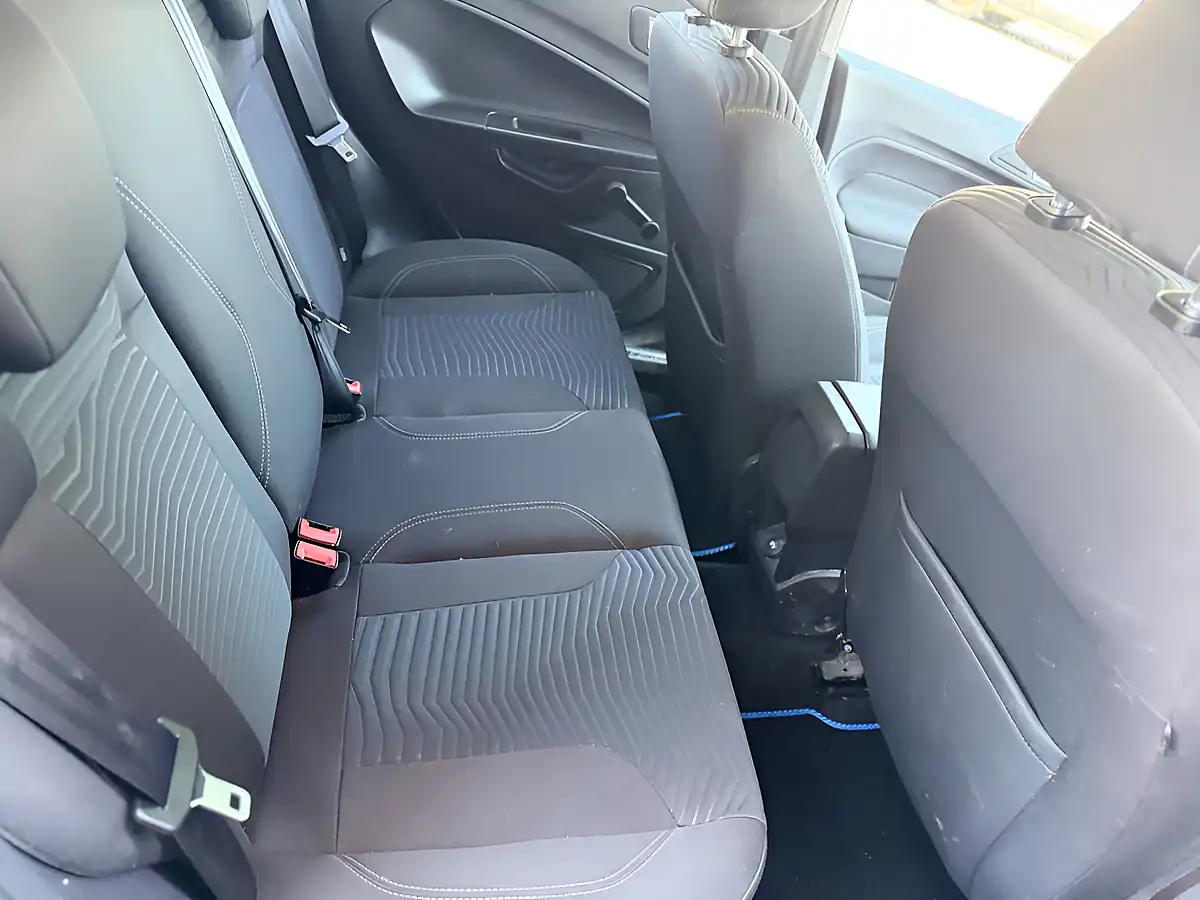 Used 2013 Ford Fiesta Titanium Econetic Blue - Interior and Exterior details 17