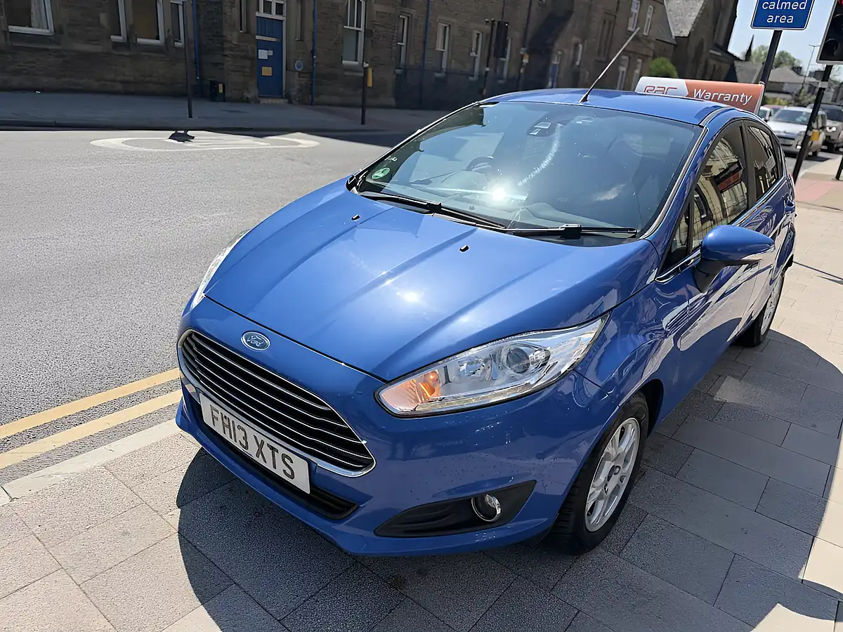 Used 2013 Ford Fiesta Titanium Econetic Blue - Interior and Exterior details 3