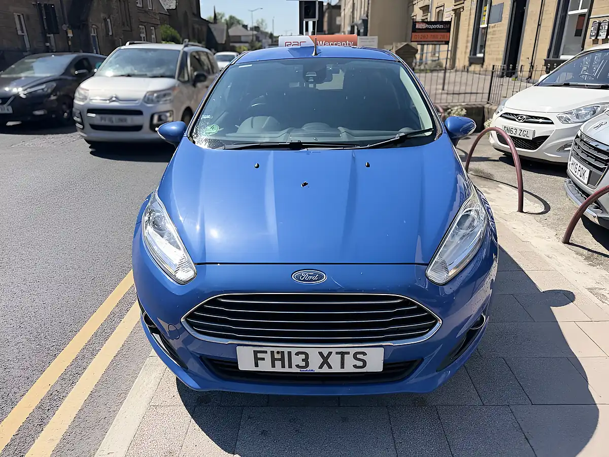 Used 2013 Ford Fiesta Titanium Econetic Blue - Interior and Exterior details 4