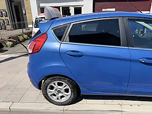 Used 2013 Ford Fiesta Titanium Econetic Blue - Interior and Exterior details 9