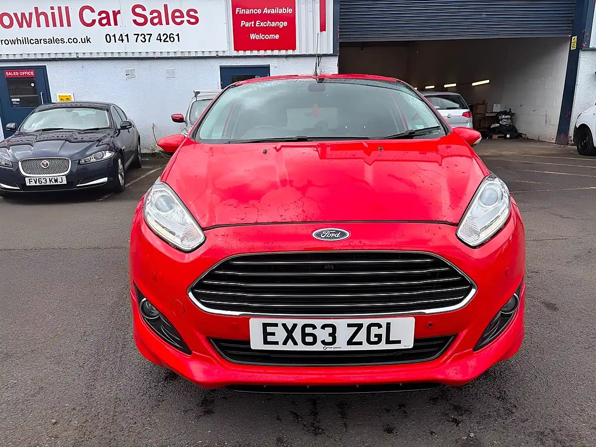 Used 2013 Ford Fiesta Titanium Red - Interior and Exterior details 7