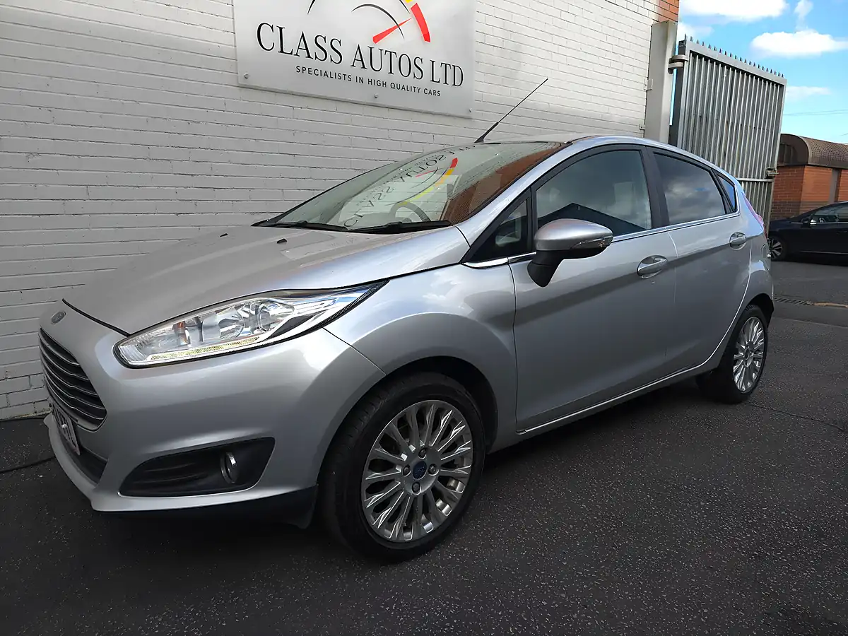 Used 2013 Ford Fiesta Titanium Silver - Interior and Exterior details 14