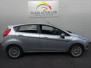 Used 2013 Ford Fiesta Titanium Silver - Interior and Exterior details 16