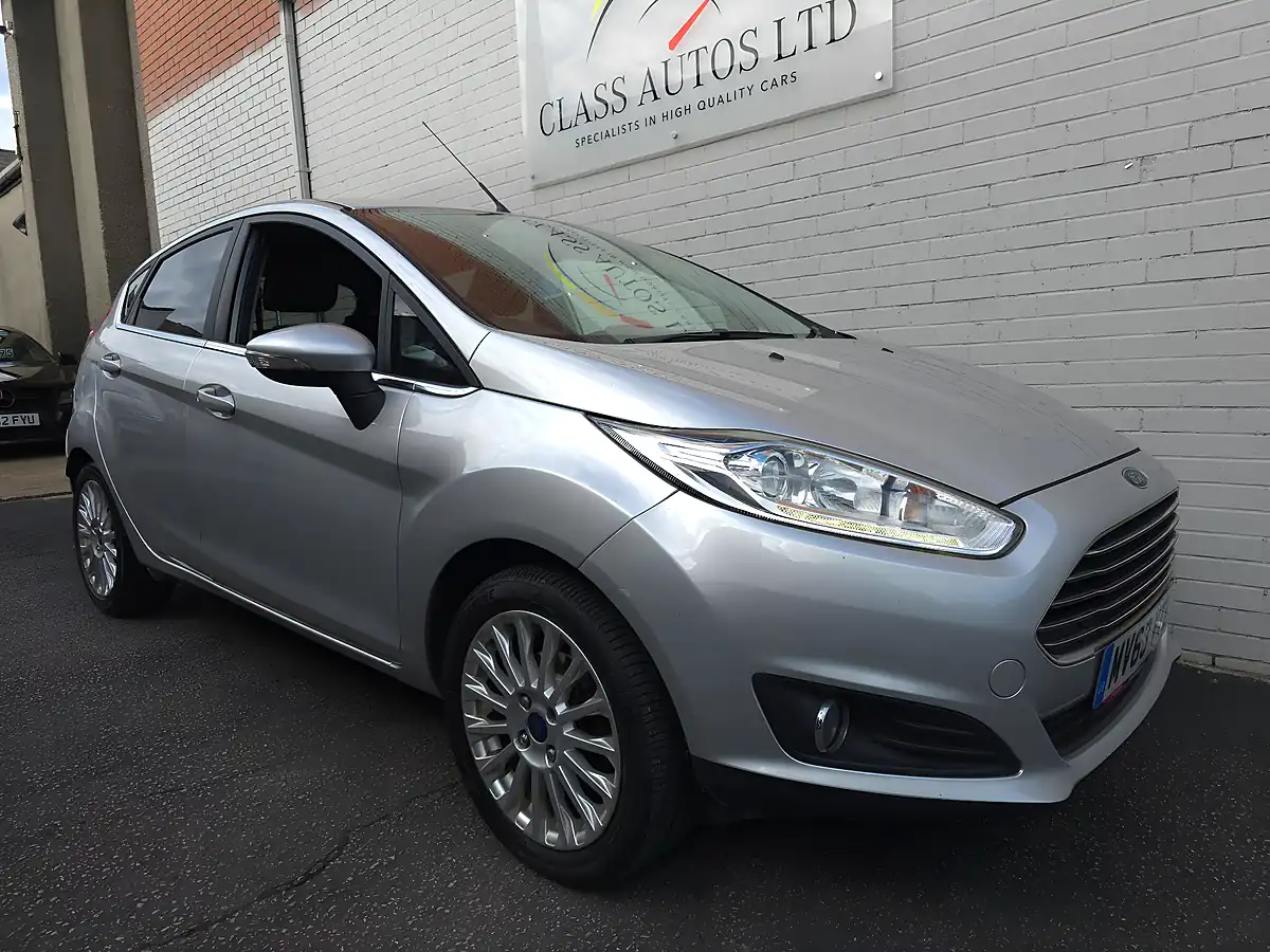 Used 2013 Ford Fiesta Titanium Silver - Interior and Exterior details 6