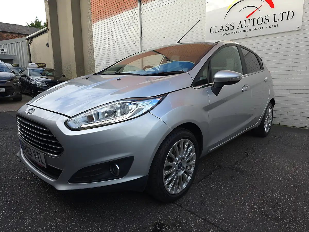 Used 2013 Ford Fiesta Titanium Silver - Interior and Exterior details 7