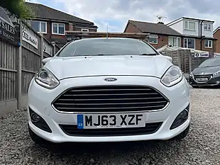 Used 2013 Ford Fiesta Titanium White - Interior and Exterior details 11