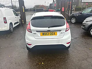 Used 2013 Ford Fiesta Titanium White - Interior and Exterior details 4