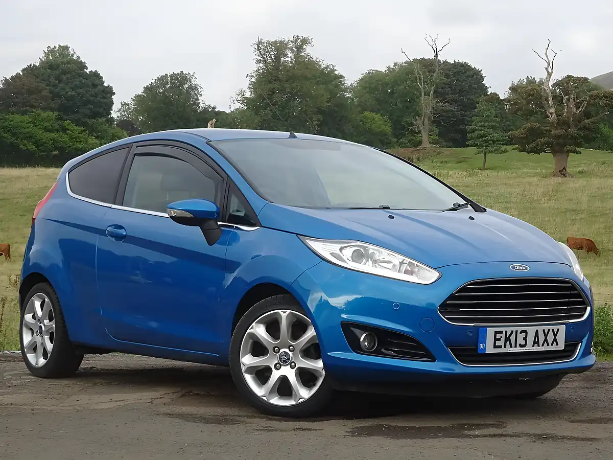 Used 2013 Ford Fiesta Titanium X Blue - Front View