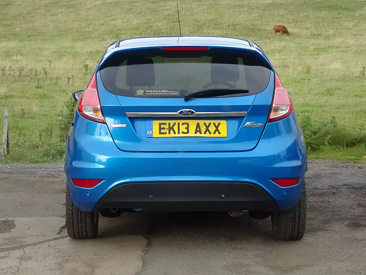 Used 2013 Ford Fiesta Titanium X Blue - Interior and Exterior details 12