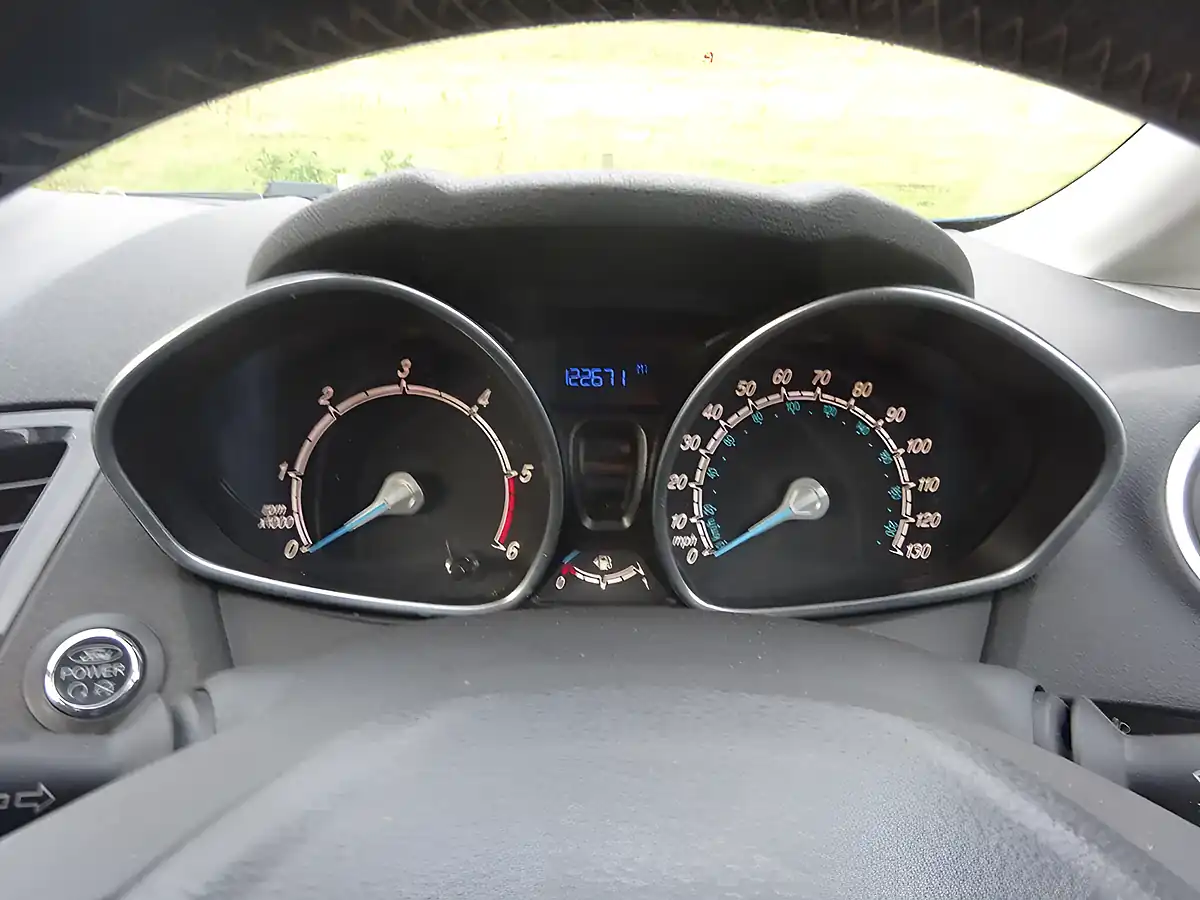 Used 2013 Ford Fiesta Titanium X Blue - Interior and Exterior details 18