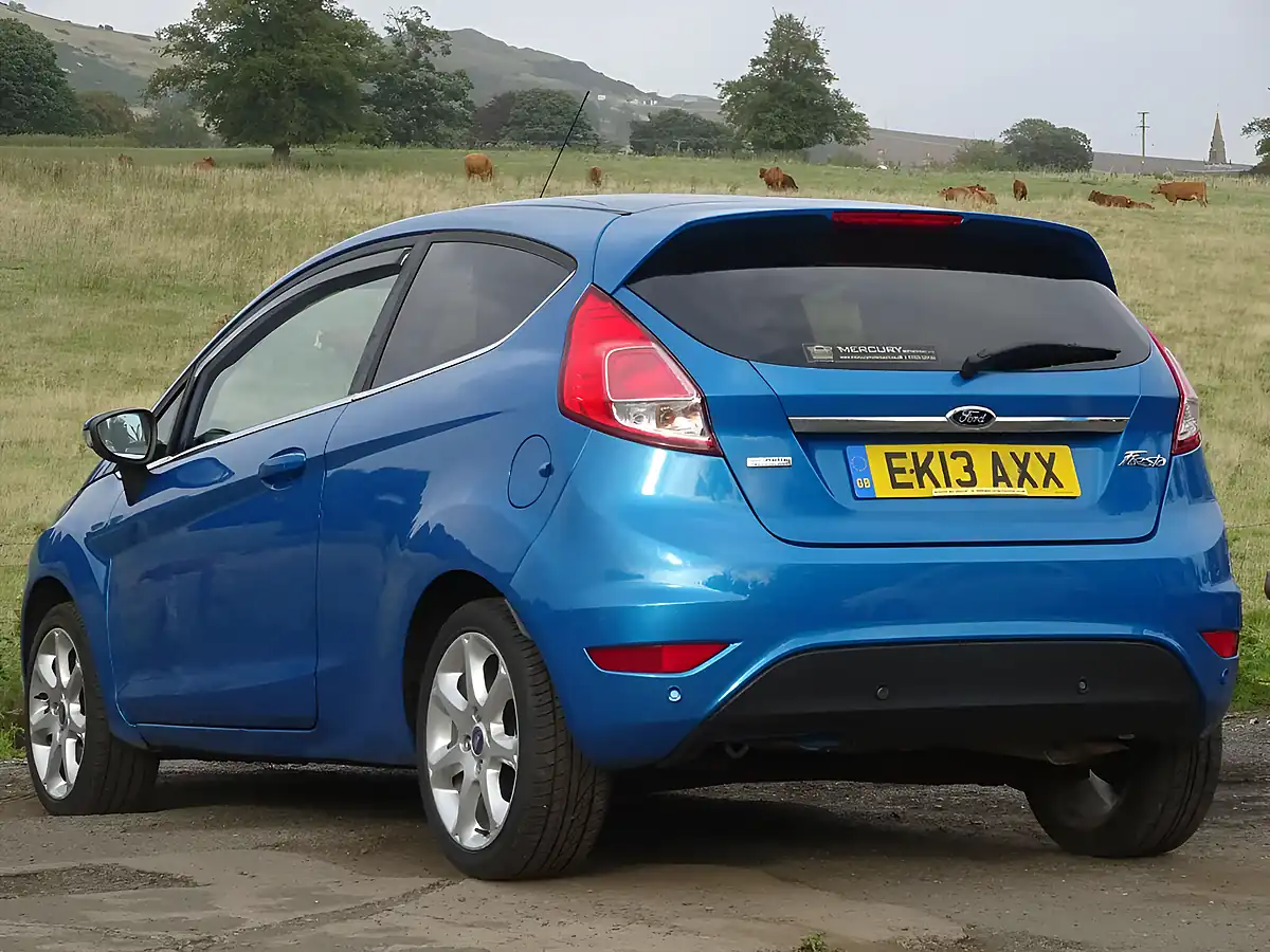 Used 2013 Ford Fiesta Titanium X Blue - Interior and Exterior details 3