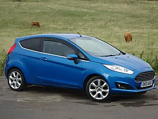 Used 2013 Ford Fiesta Titanium X Blue - Interior and Exterior details 7