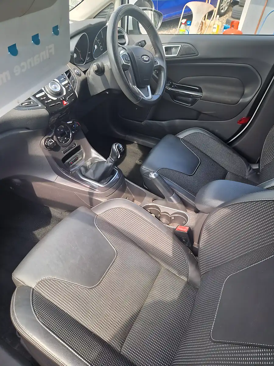 Used 2013 Ford Fiesta Titanium X White - Interior and Exterior details 15