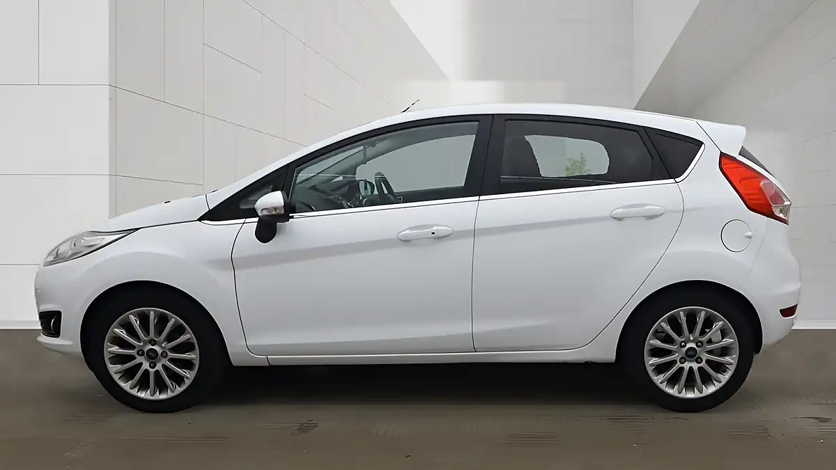 Used 2013 Ford Fiesta Titanium X White - Interior and Exterior details 18