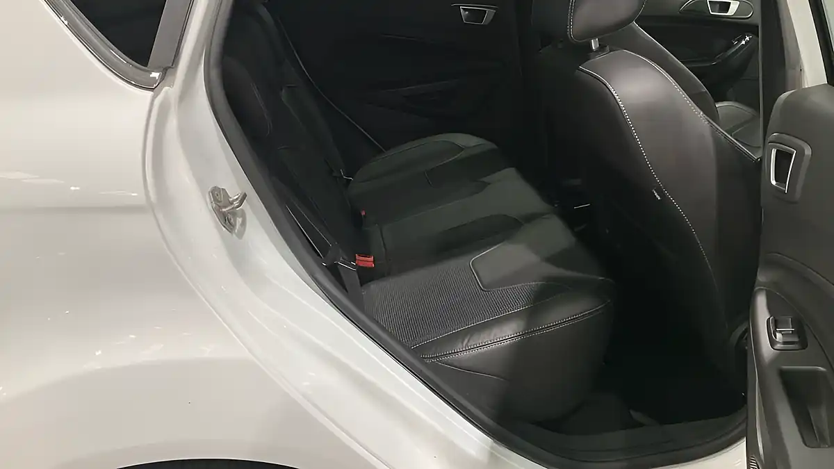 Used 2013 Ford Fiesta Titanium X White - Interior and Exterior details 8