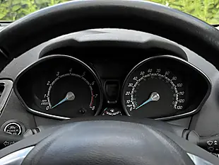 Used 2013 Ford Fiesta Titanium Yellow - Interior and Exterior details 13
