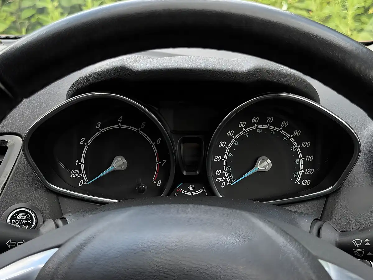 Used 2013 Ford Fiesta Titanium Yellow - Interior and Exterior details 13
