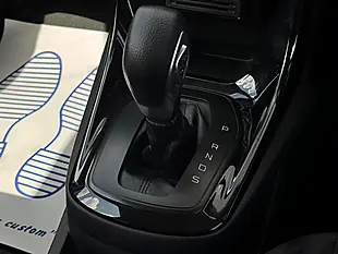 Used 2013 Ford Fiesta Titanium Yellow - Interior and Exterior details 16