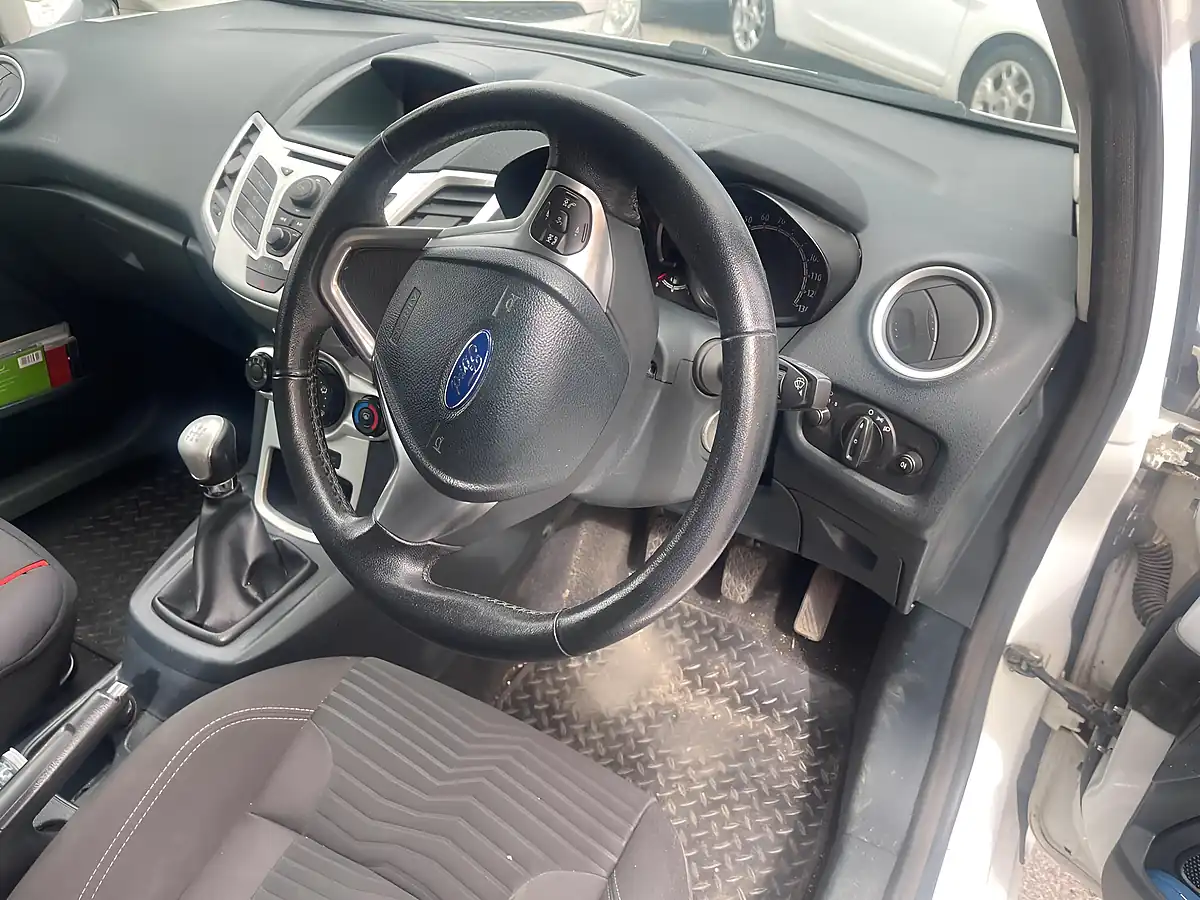 Used 2013 Ford Fiesta Van Panel Van White - Interior and Exterior details 12