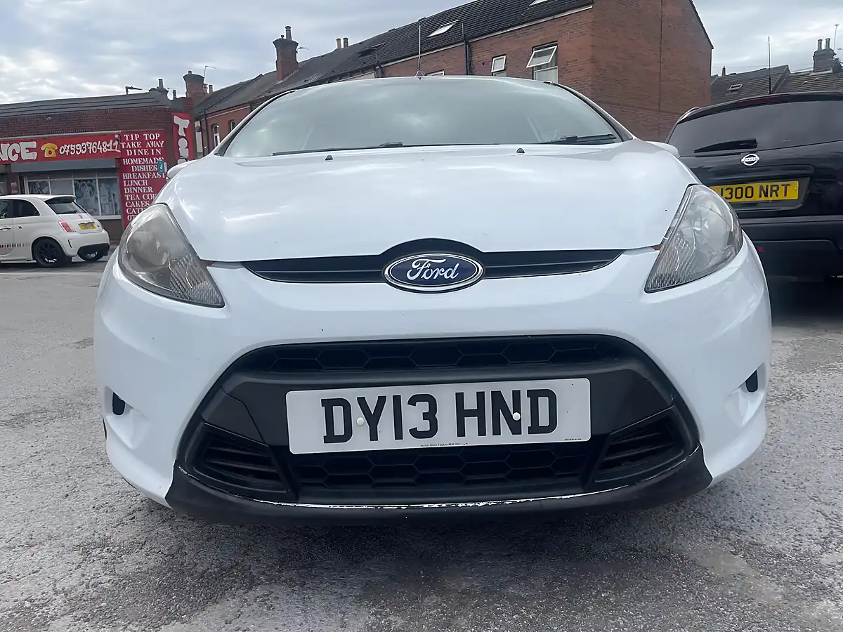 Used 2013 Ford Fiesta Van Panel Van White - Interior and Exterior details 4
