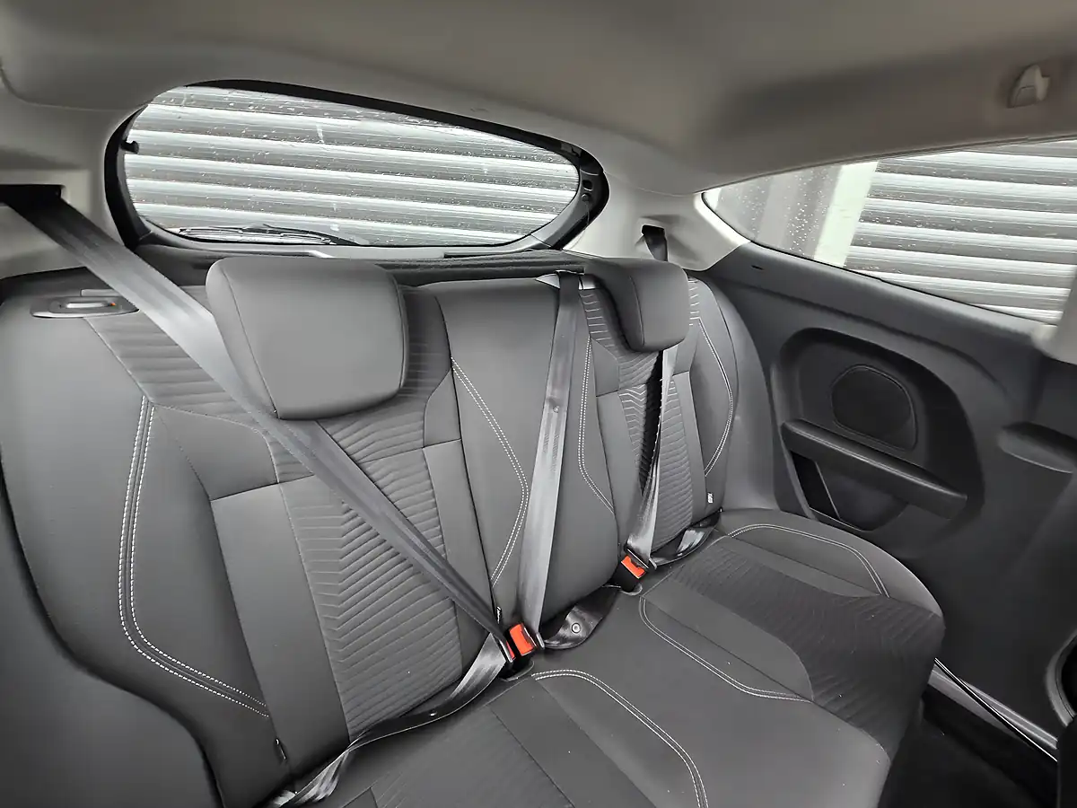 Used 2013 Ford Fiesta Zetec Black - Interior and Exterior details 4