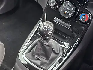 Used 2013 Ford Fiesta Zetec Black - Interior and Exterior details 9