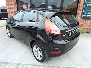 Used 2013 Ford Fiesta Zetec Black - Interior and Exterior details 13