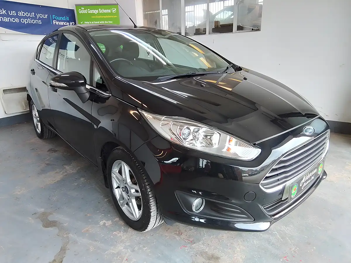 Used 2013 Ford Fiesta Zetec Black - Interior and Exterior details 2