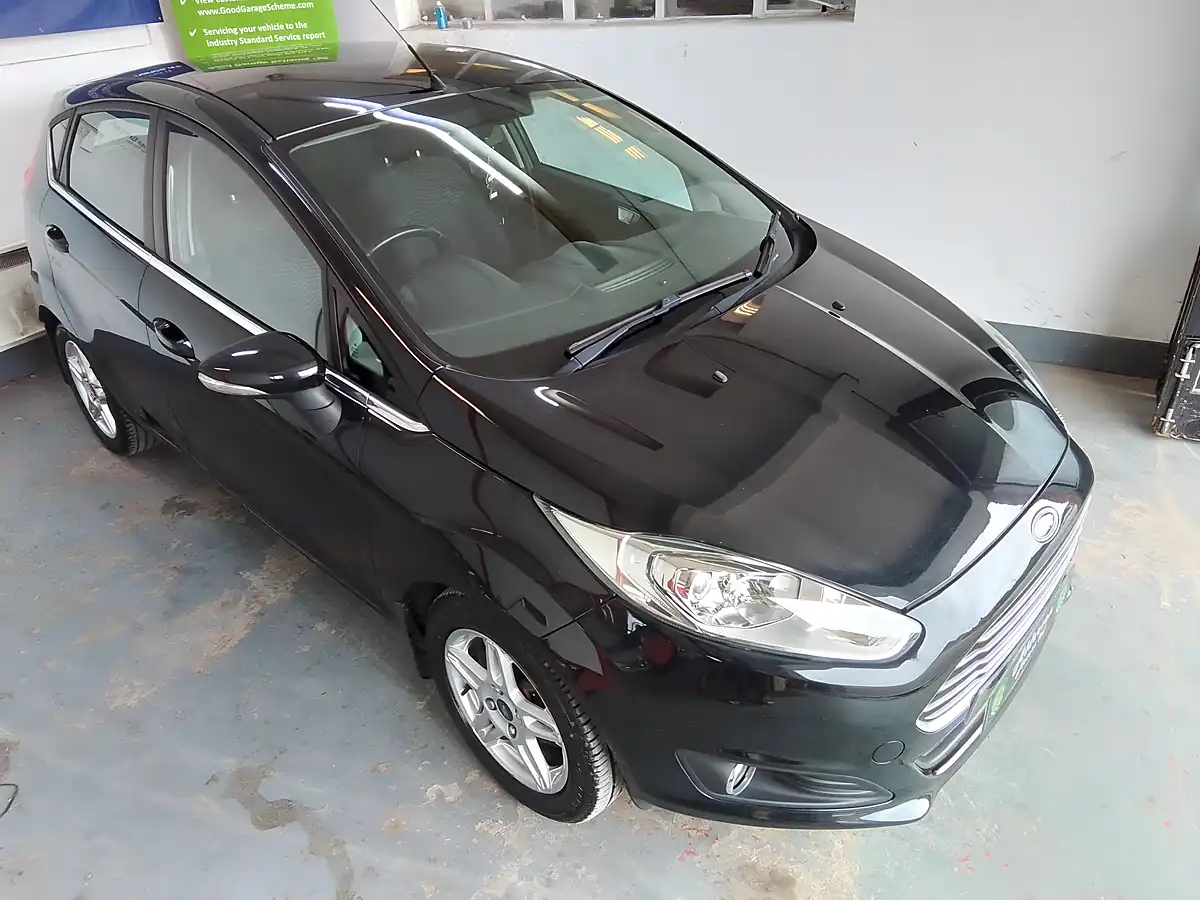 Used 2013 Ford Fiesta Zetec Black - Interior and Exterior details 4
