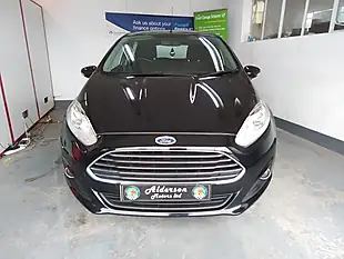 Used 2013 Ford Fiesta Zetec Black - Interior and Exterior details 5