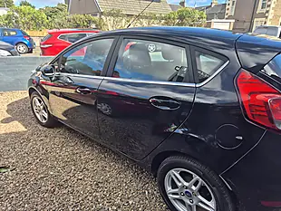 Used 2013 Ford Fiesta Zetec Black - Interior and Exterior details 4