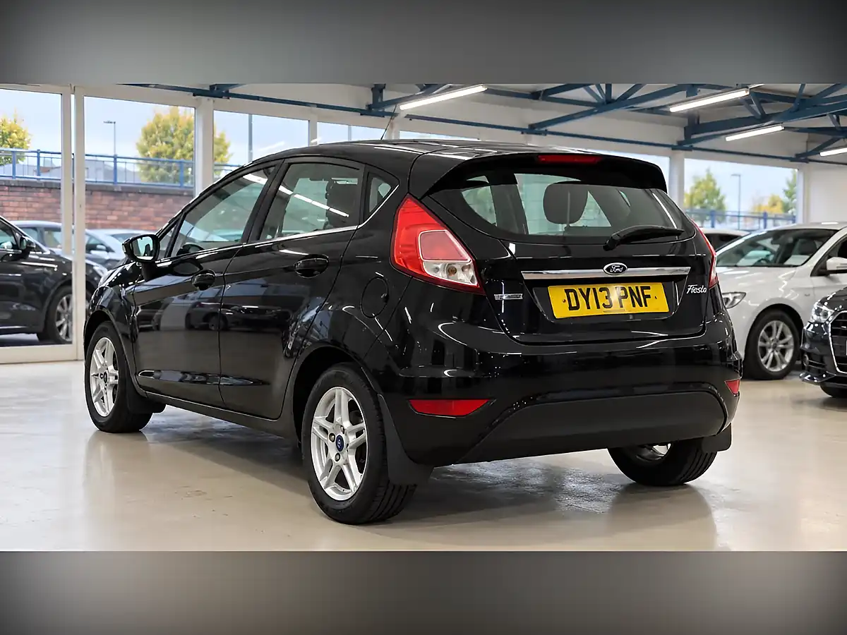 Used 2013 Ford Fiesta Zetec Black - Interior and Exterior details 12