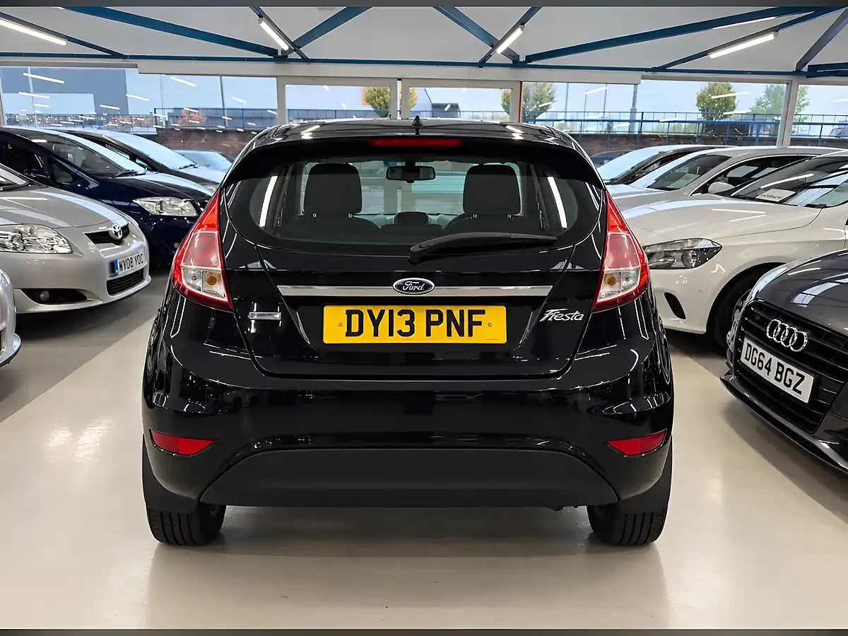 Used 2013 Ford Fiesta Zetec Black - Interior and Exterior details 16