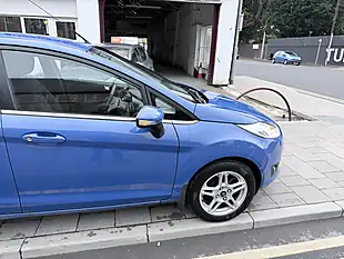 Used 2013 Ford Fiesta Zetec Blue - Interior and Exterior details 13